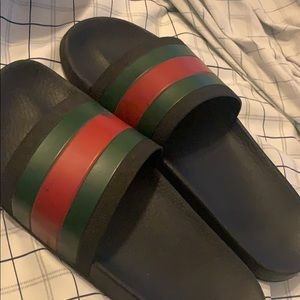 gucci slides